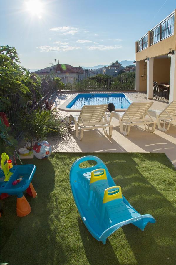 Apartments Max&Leon Podstrana Luaran gambar