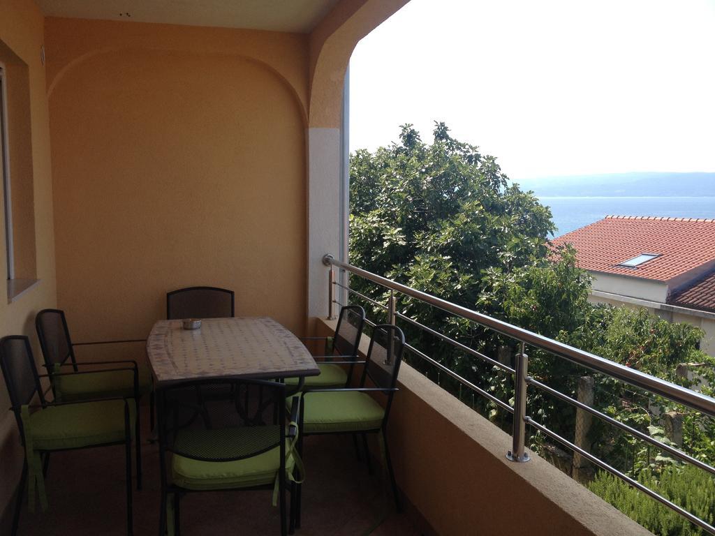 Apartments Max&Leon Podstrana Bilik gambar