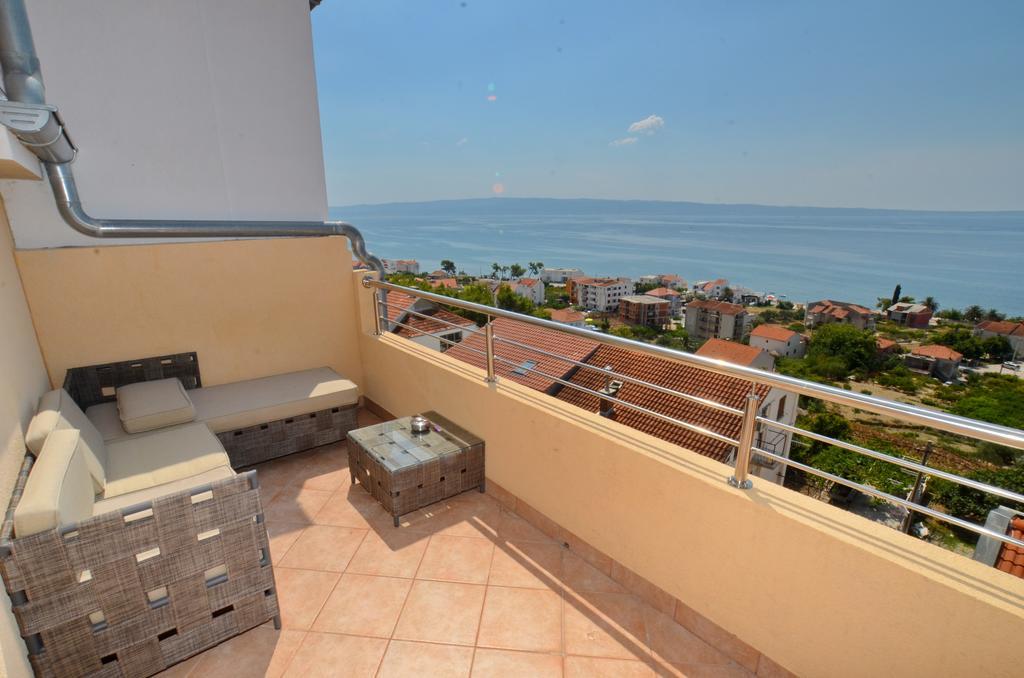 Apartments Max&Leon Podstrana Bilik gambar