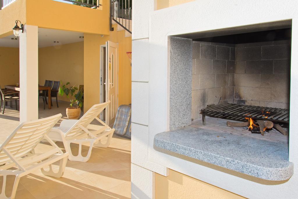 Apartments Max&Leon Podstrana Luaran gambar