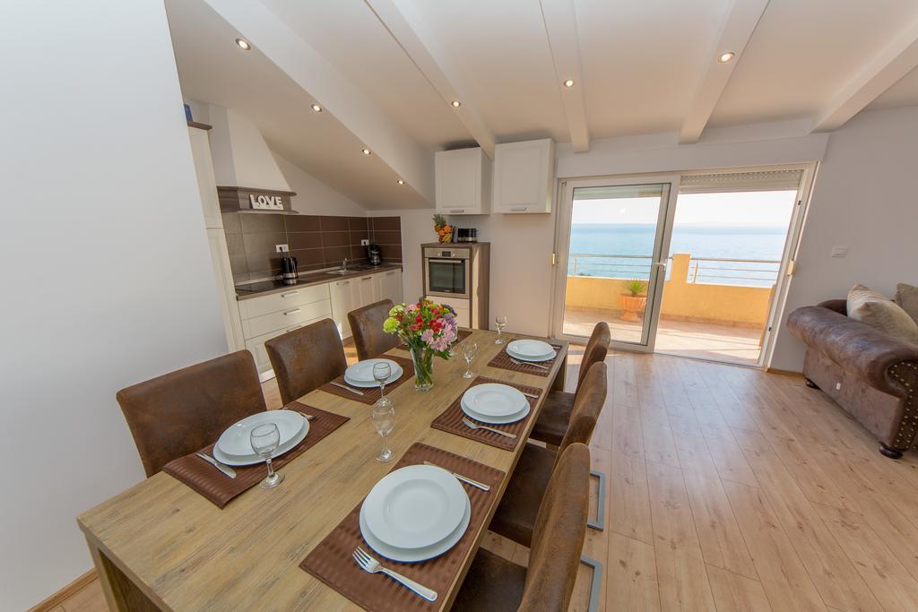 Apartments Max&Leon Podstrana Luaran gambar