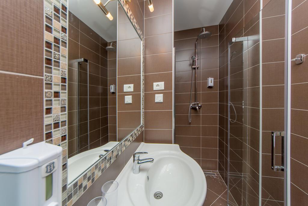 Apartments Max&Leon Podstrana Luaran gambar