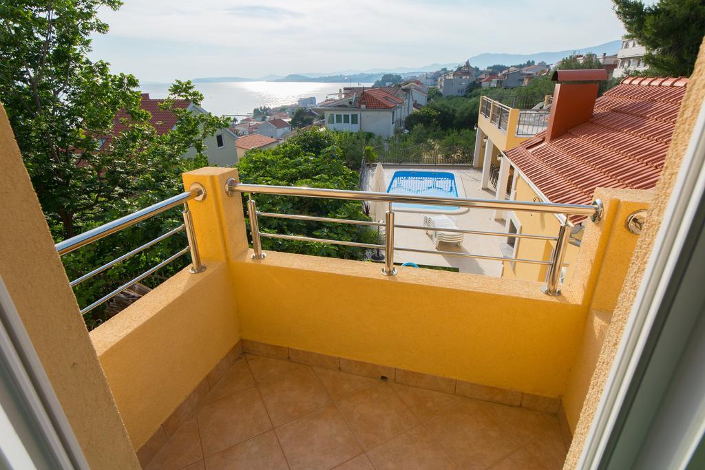Apartments Max&Leon Podstrana Luaran gambar